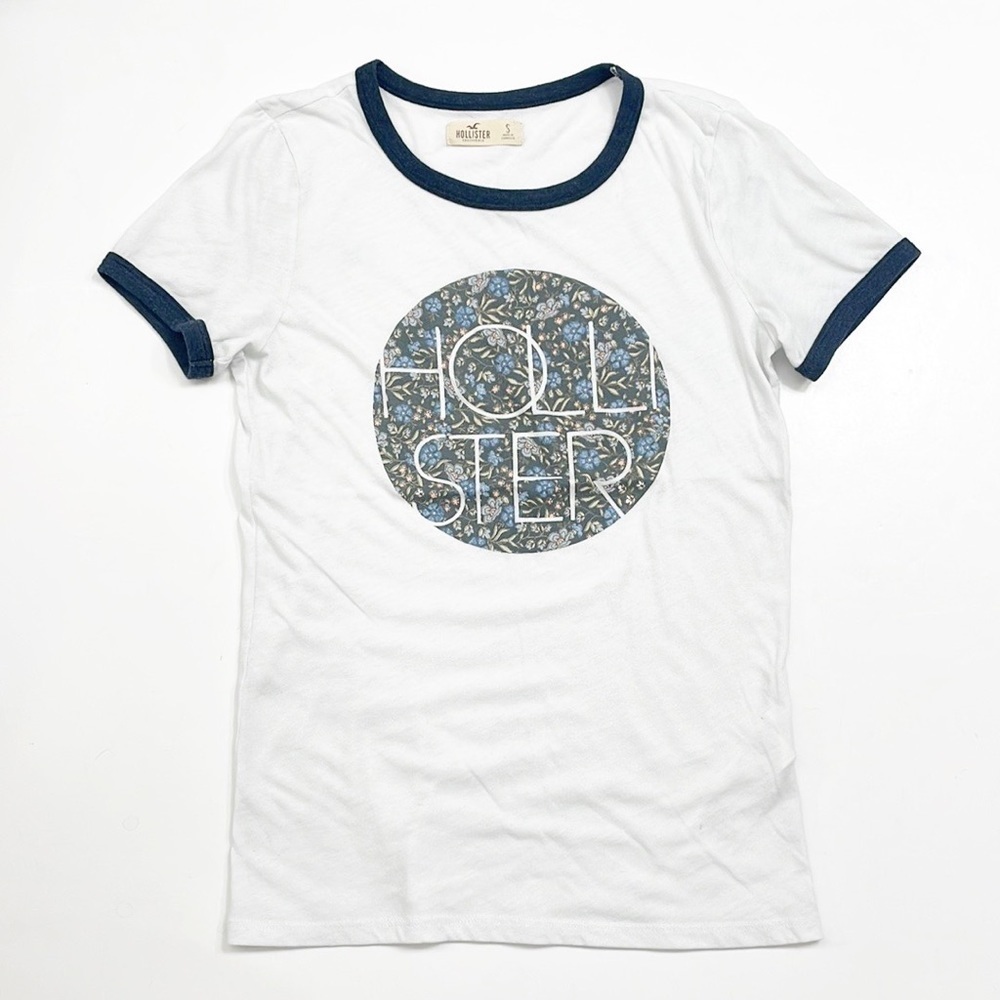 Hollister white/blue floral print short sleeve t-shirt
